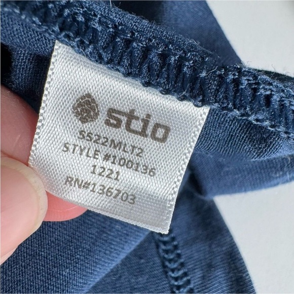 STIO DIVIDE BUTTON-UP SHIRT SIZE MEDIUM - Picture 5 of 7